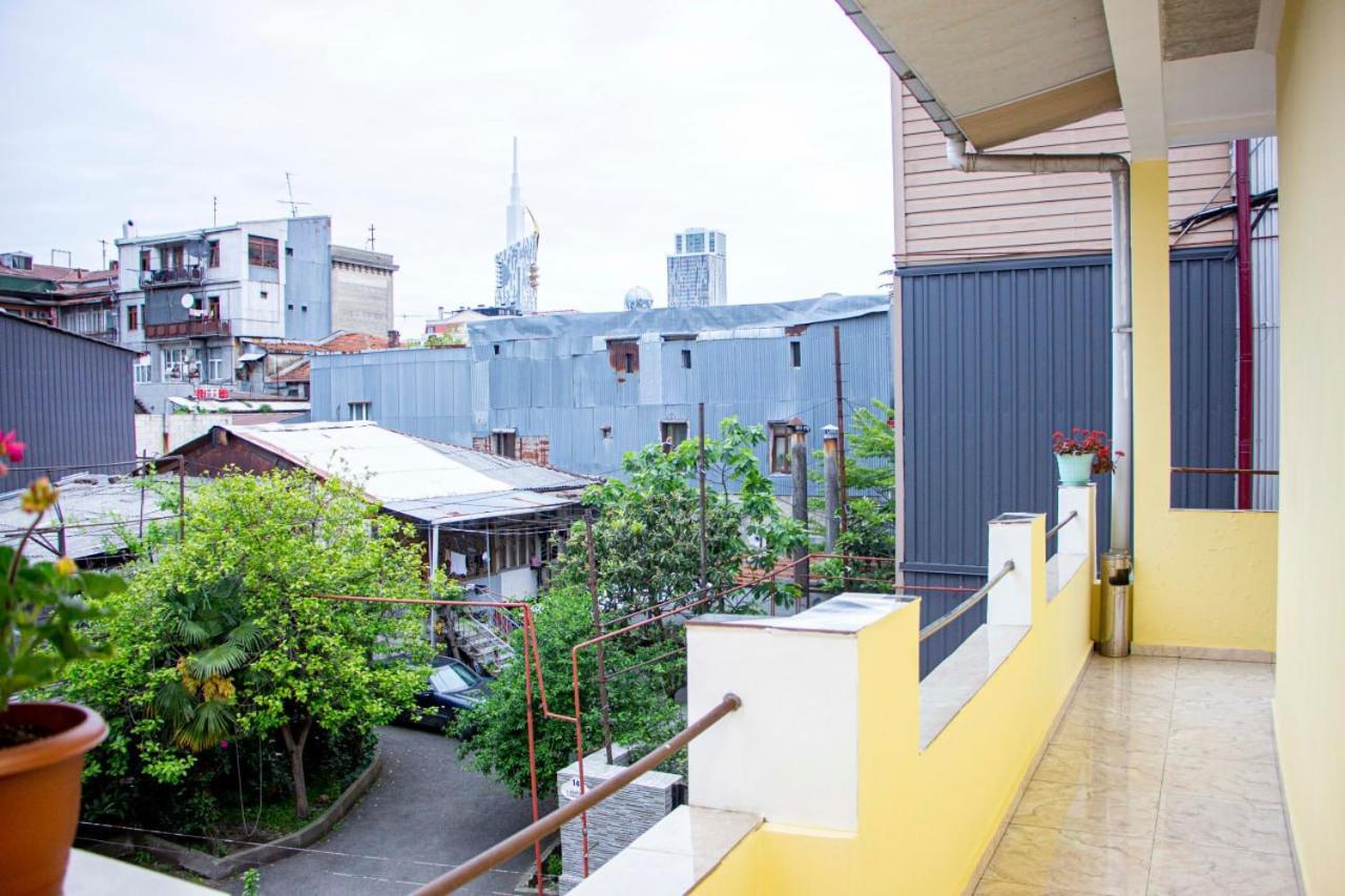 Old Clty Hotel バトゥーミ エクステリア 写真